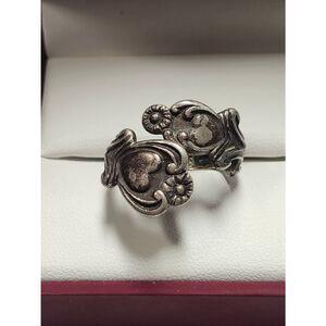 AVON Sterling Silver Ring Adjustable Womens Bypass Spoon Ring Hearts Vintage